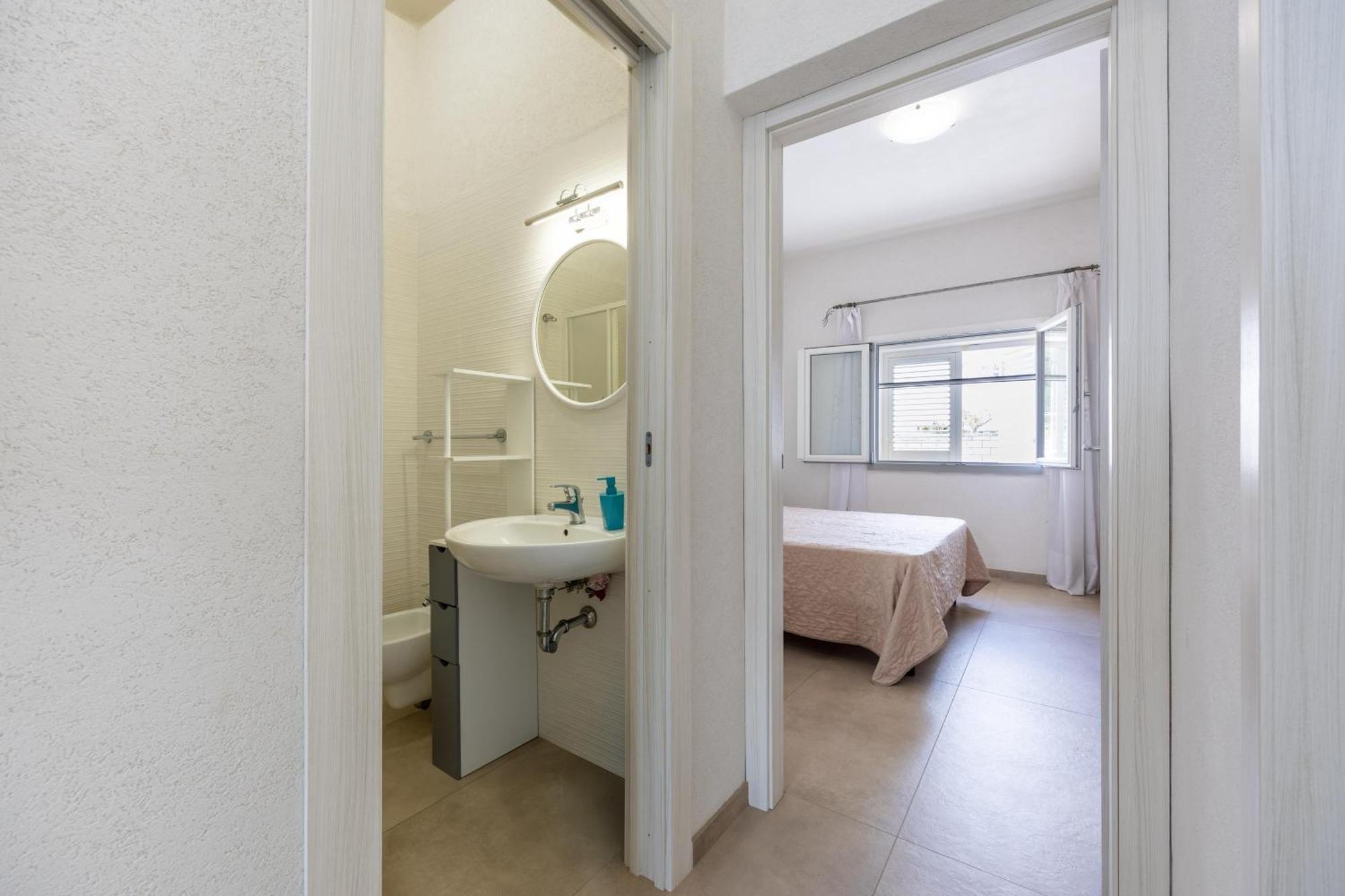 La Casa Di Zia Dedera Apartment Torre Santa Sabina Luaran gambar